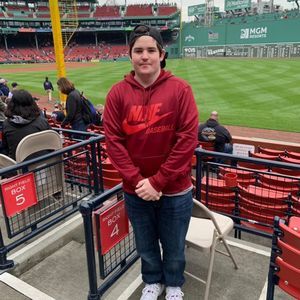 Meet your Posher, Justin